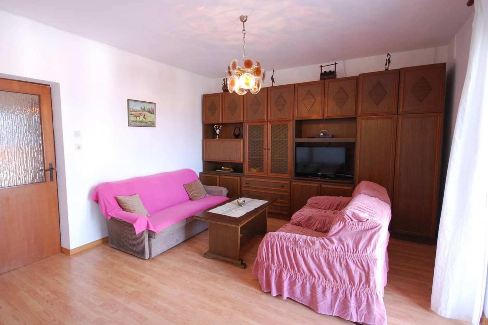 Apartments With A Parking Space Njivice, Krk - 21858 Екстер'єр фото